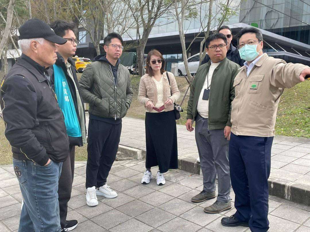 青埔這路口「側撞」事故多 議員、壢警、桃市府研擬改善方案 S 12116129 0