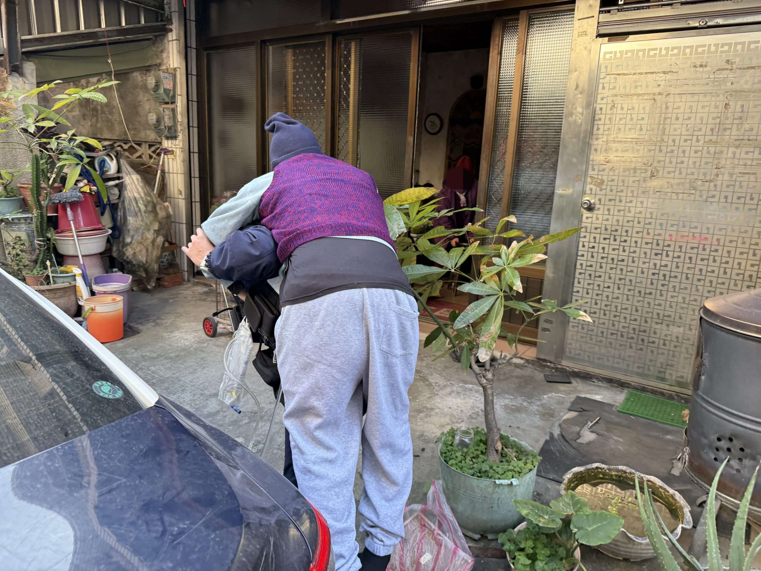 7旬失智翁迷路只記得1件事 壢警助其與老伴團圓 S 12353603 0 scaled