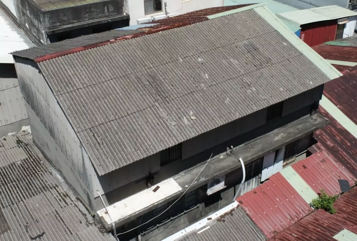 石綿建材廢棄物怎麼丟?桃園海資處幫你免費清運 石綿建材廢棄物怎麼丟?桃園海資處幫你免費清運