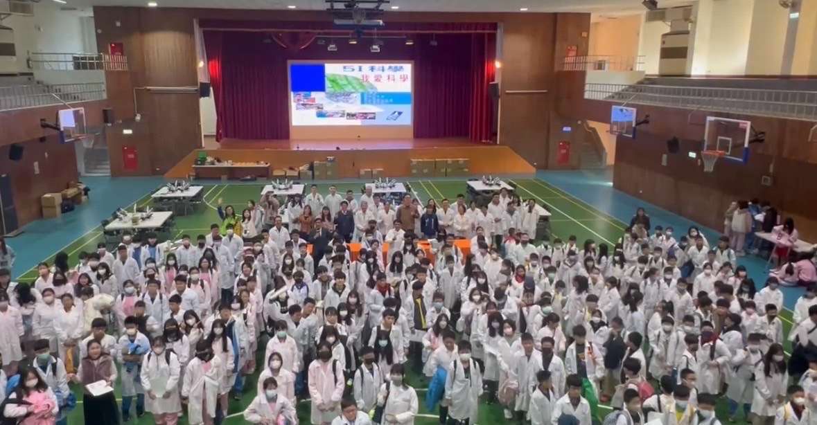 桃園教育局推動科普實驗課程 240中小學生享受科學樂趣 S 44310637 0