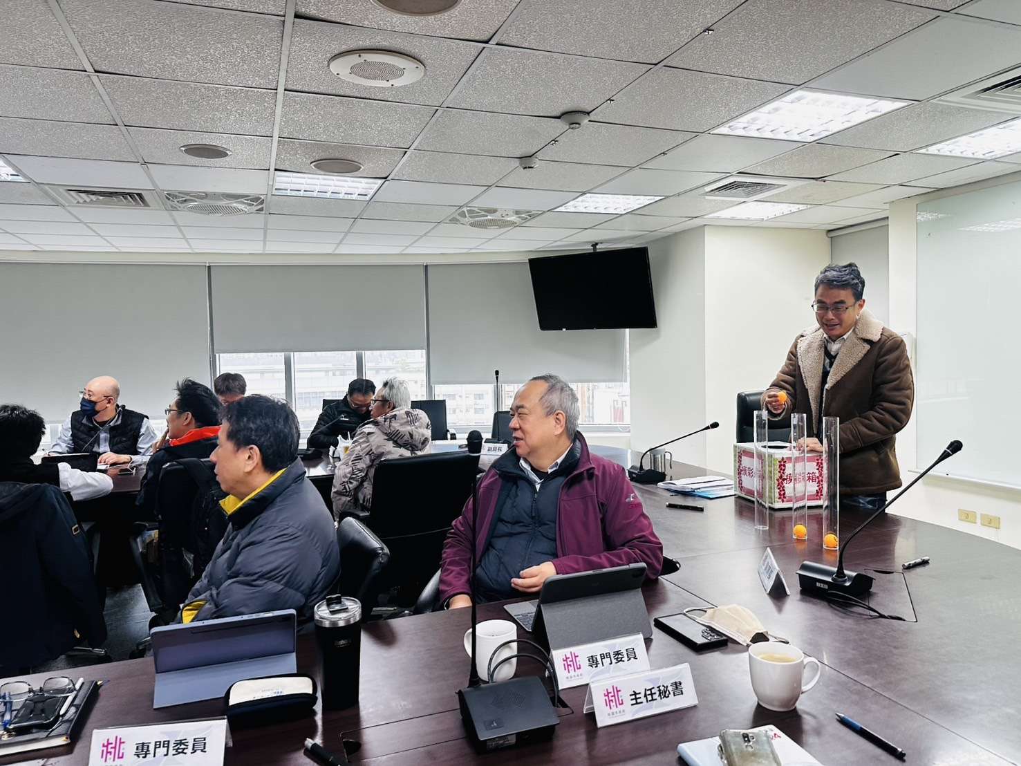 落實廉潔施政 桃園工務局舉辦財產申報抽籤 S 87646244 0