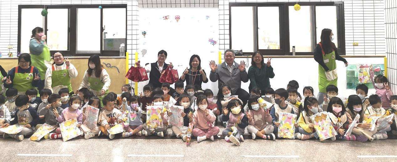 桃檢檢察長訪視教保中心 溫馨陪伴幼兒組裝提燈 img17