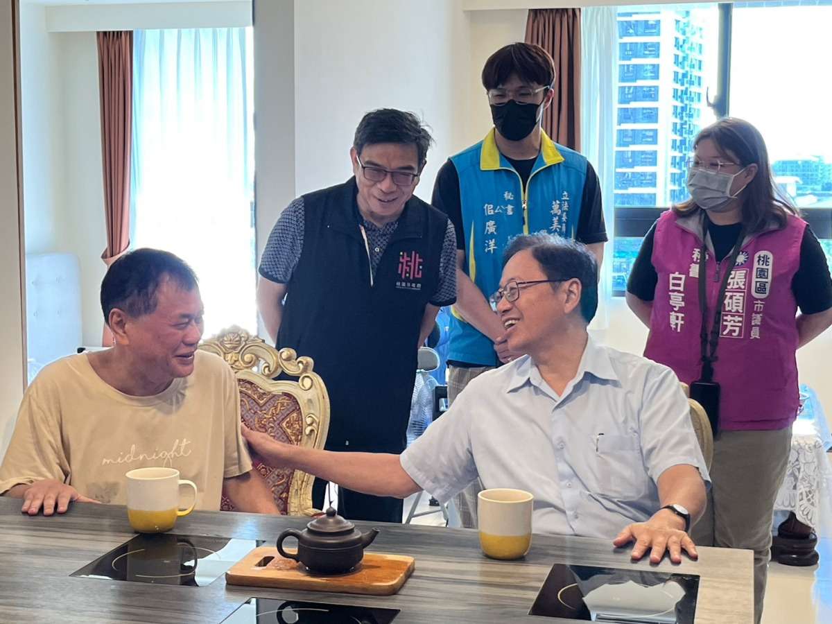 【有片】江南志力推居住正義!桃園社宅「此時」突破9千戶 2 112 0809市長拜訪首例換居戶