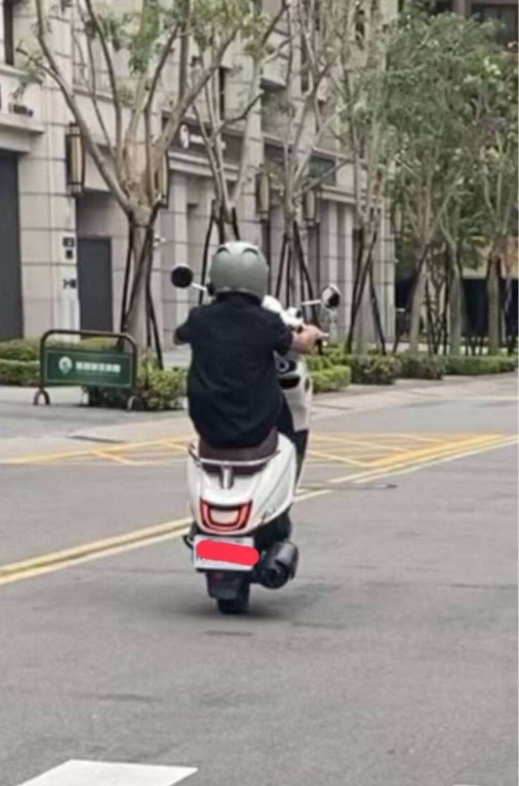 桃園騎士「翹孤輪」危駕遭檢舉 警:最重罰3萬6 2101167 0
