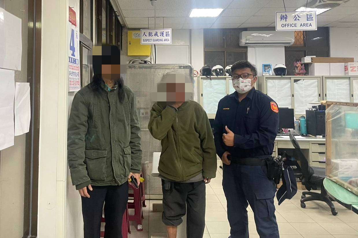 高齡翁1原因加油站前徘徊 大園警暖心助返家 333135 0