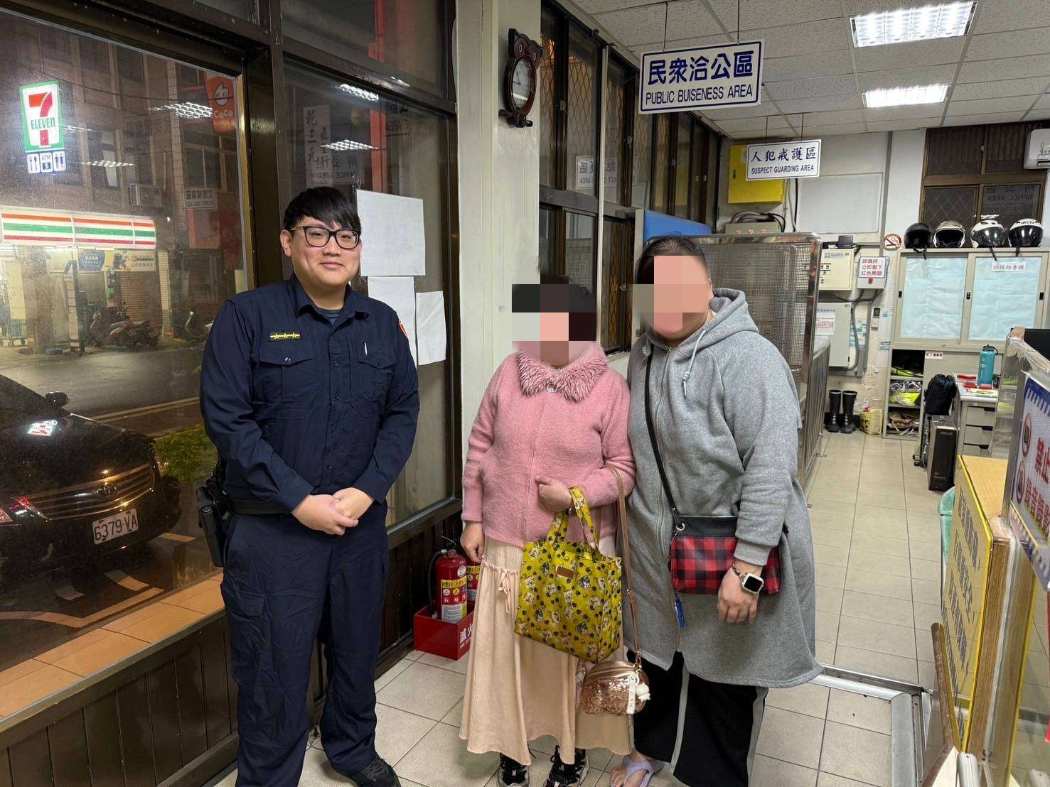 搭公車坐過站迷途觀音　大園警靠她身上「這物」助團圓