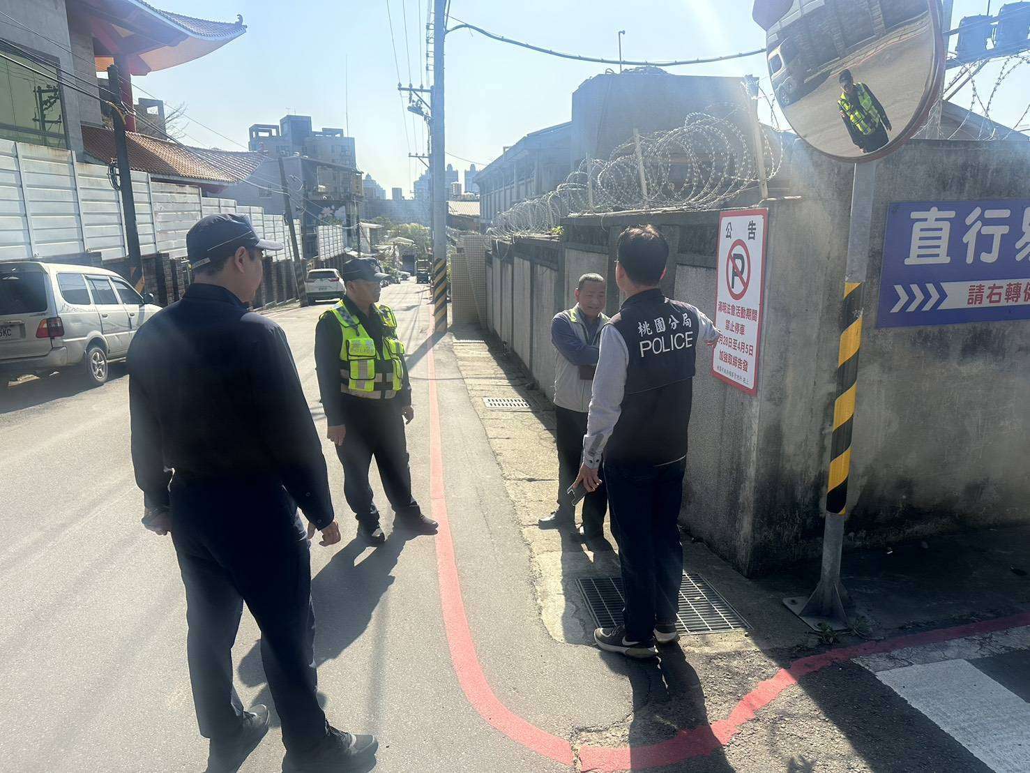 桃園殯葬所清明祭祖交通疏導啟動 警方協同設立臨時管制措施 628827 0