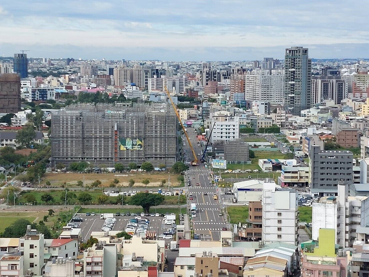 政府房市調控中 是時候提振買氣?專家揭循環:該用力就要加重