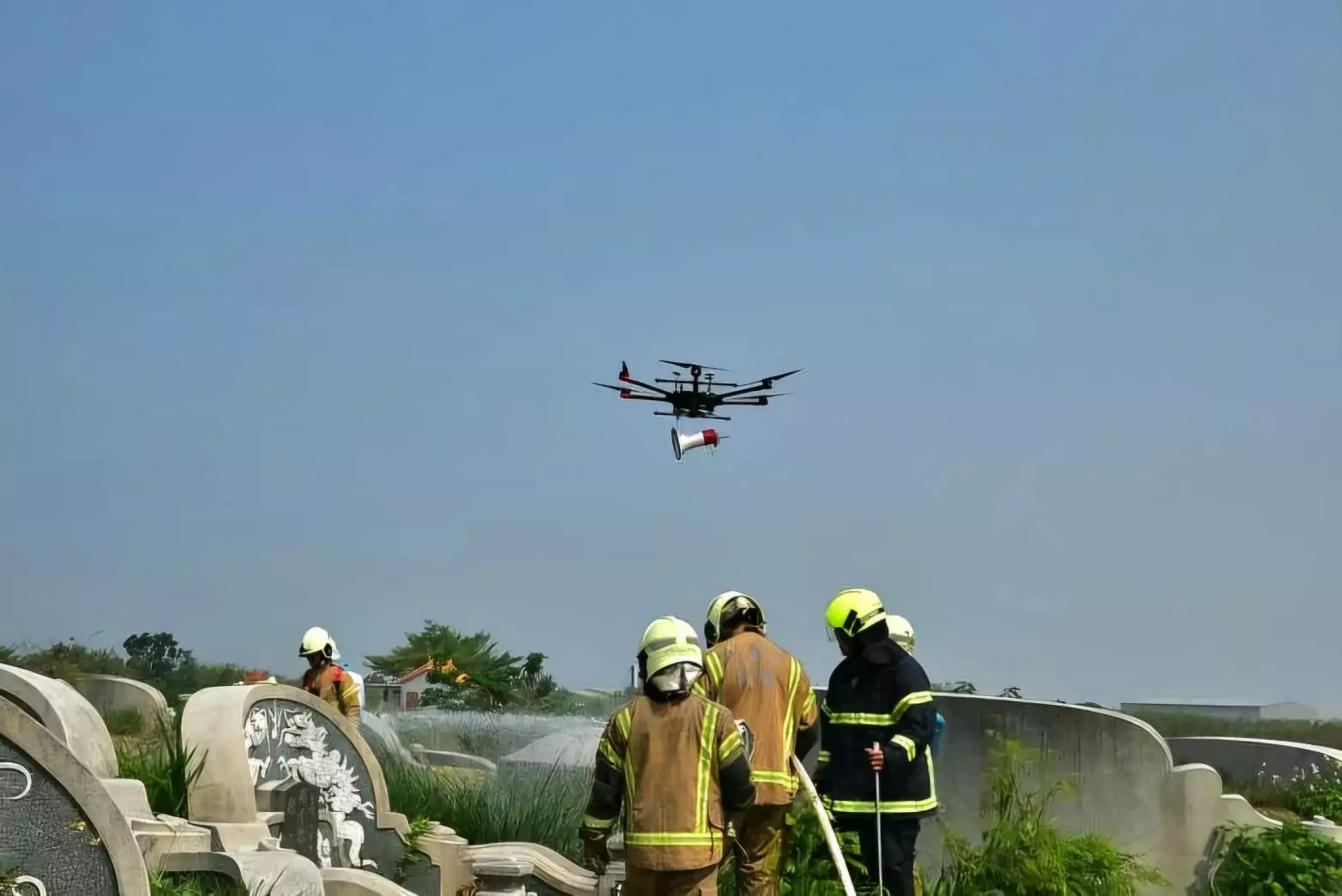 清明將至墓地火警頻傳 消防署籲遵守防火五不一要 清明將至墓地火警頻傳 消防署籲遵守防火五不一要
