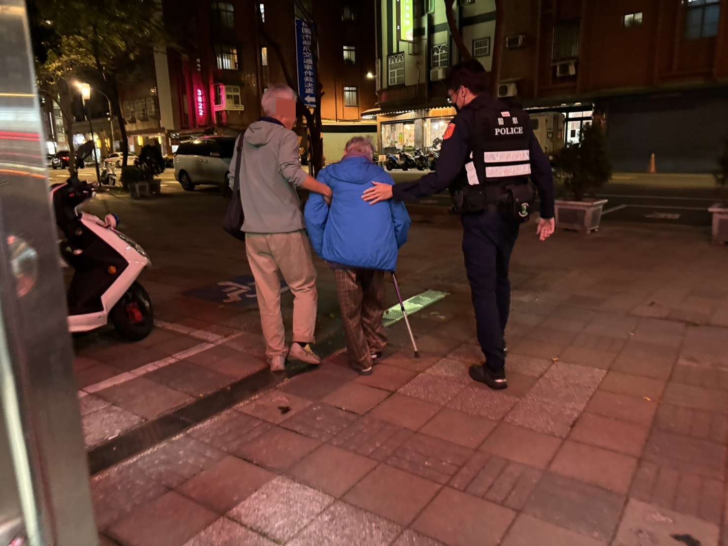 8旬婦出門散步失聯 兒子急向壢警報案 S 12369948 0