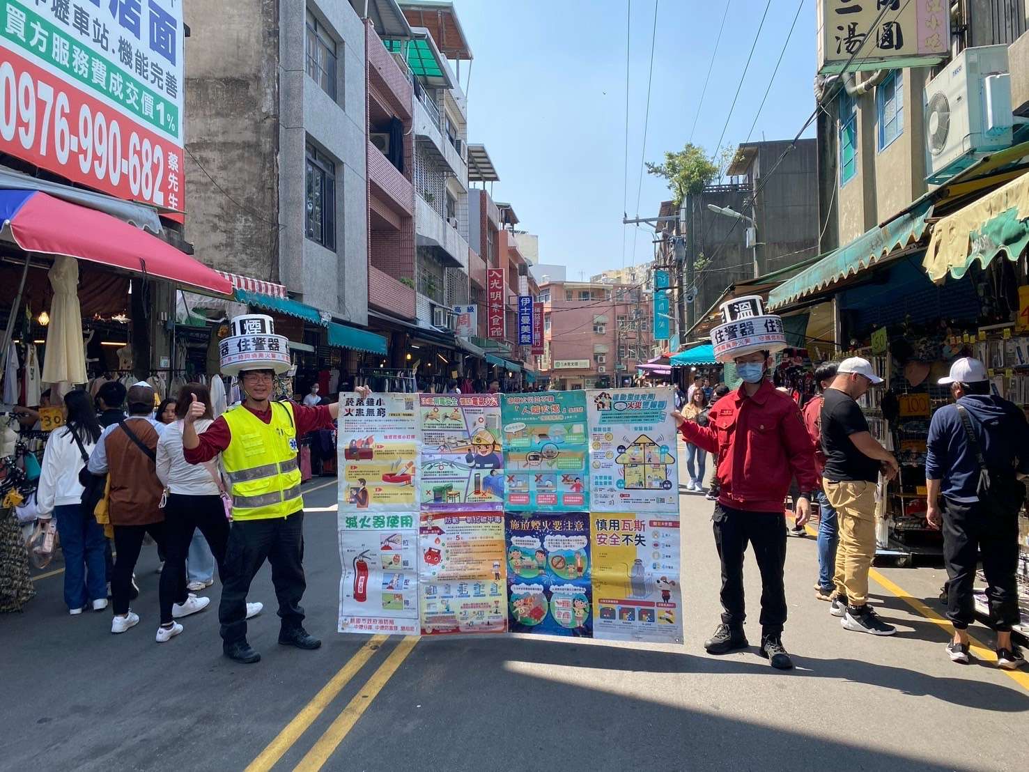 提升移工防災意識!桃消中壢分隊深入市集推廣住警器 S 12427331 0