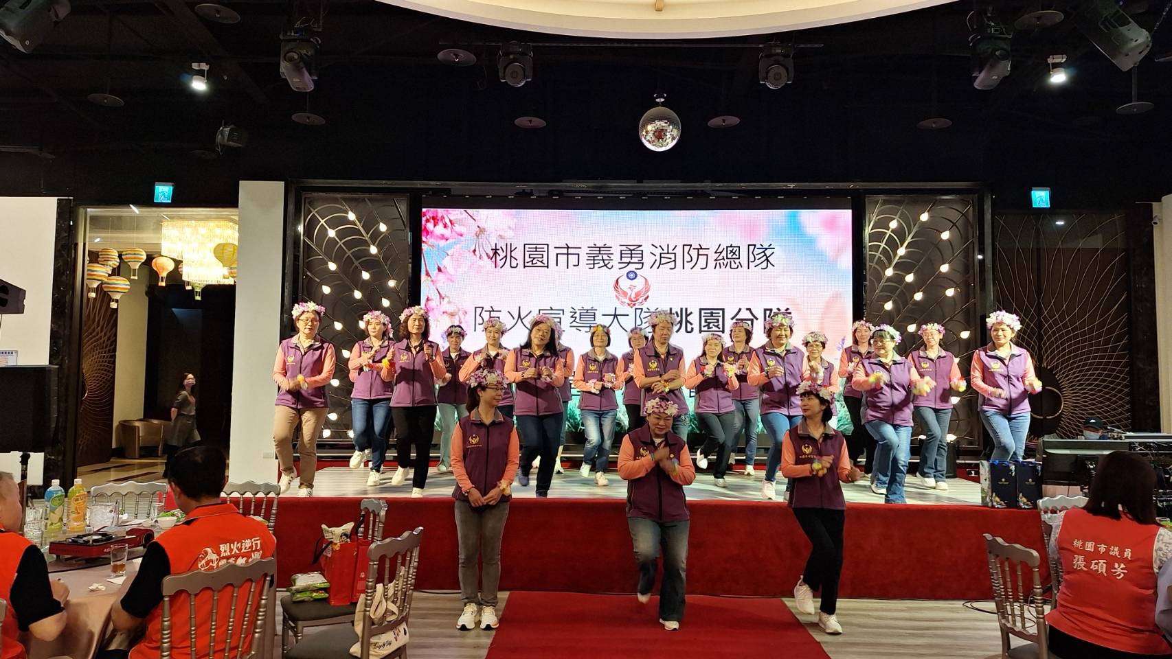 桃園防火宣導隊25周年慶祝活動熱鬧登場 防宣姊妹為社區安全把關 S 14196797 0