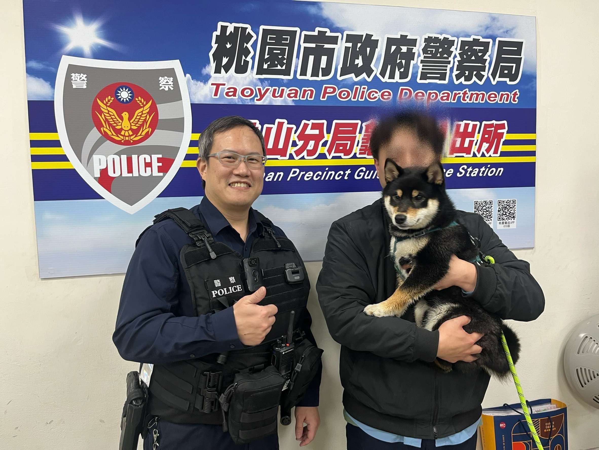 好動黑柴趁隙溜出門 龜山警鷹眼發現牠蹤影 S 145489977