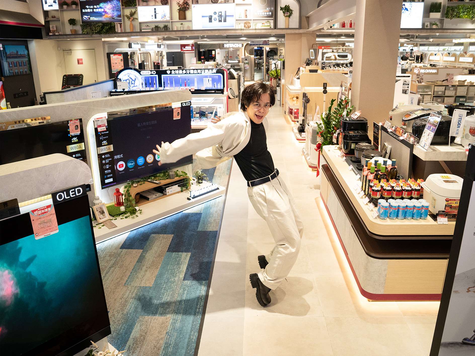 女神節林襄降臨全國電子「來店50」家電配對 百萬優惠狂撒再掀高潮 S 15736894