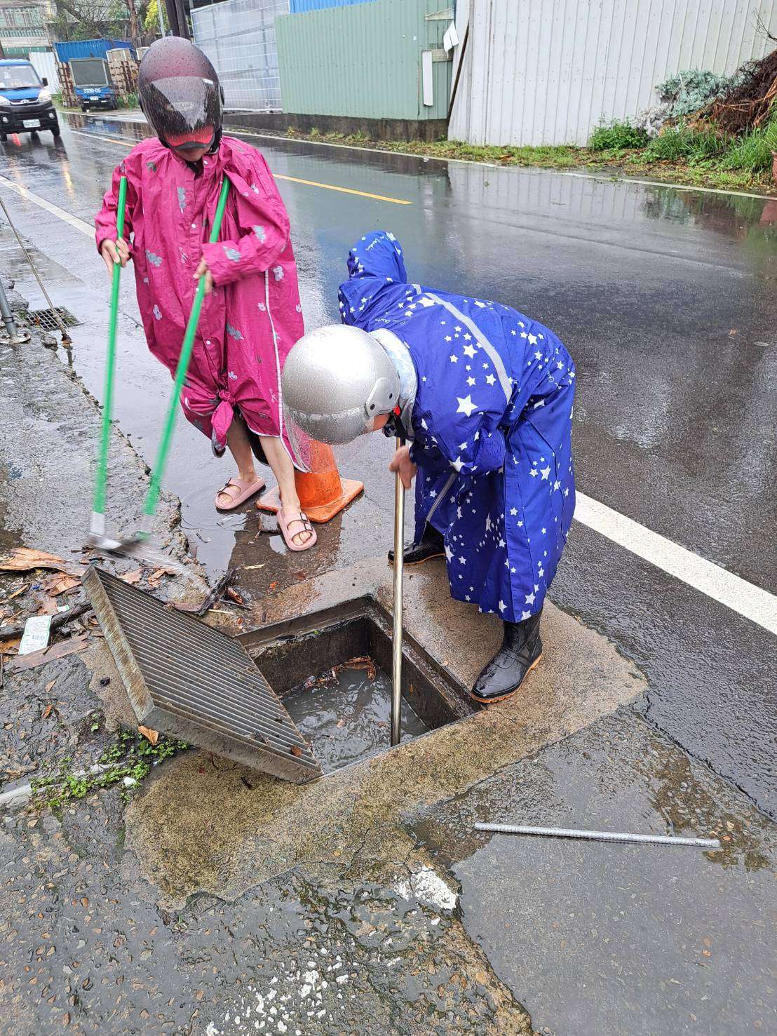 大雨狂炸桃園!八德、龜山多處淹水民眾苦不堪言 S 240910400 0