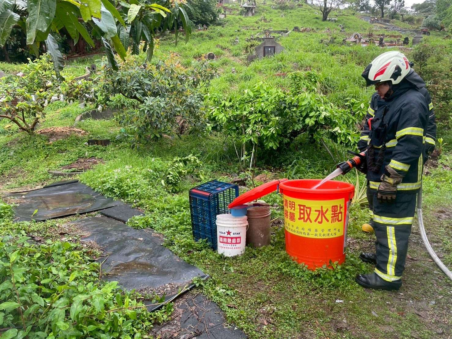 桃消大有分隊墓地火警演練登場 超前部署救災能量 S 30072883 0
