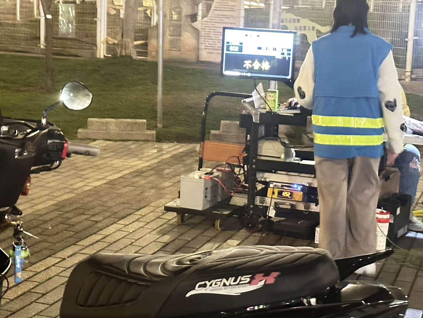 桃園環警深夜嚴打噪音車 守護民眾生活品質 S 35741764