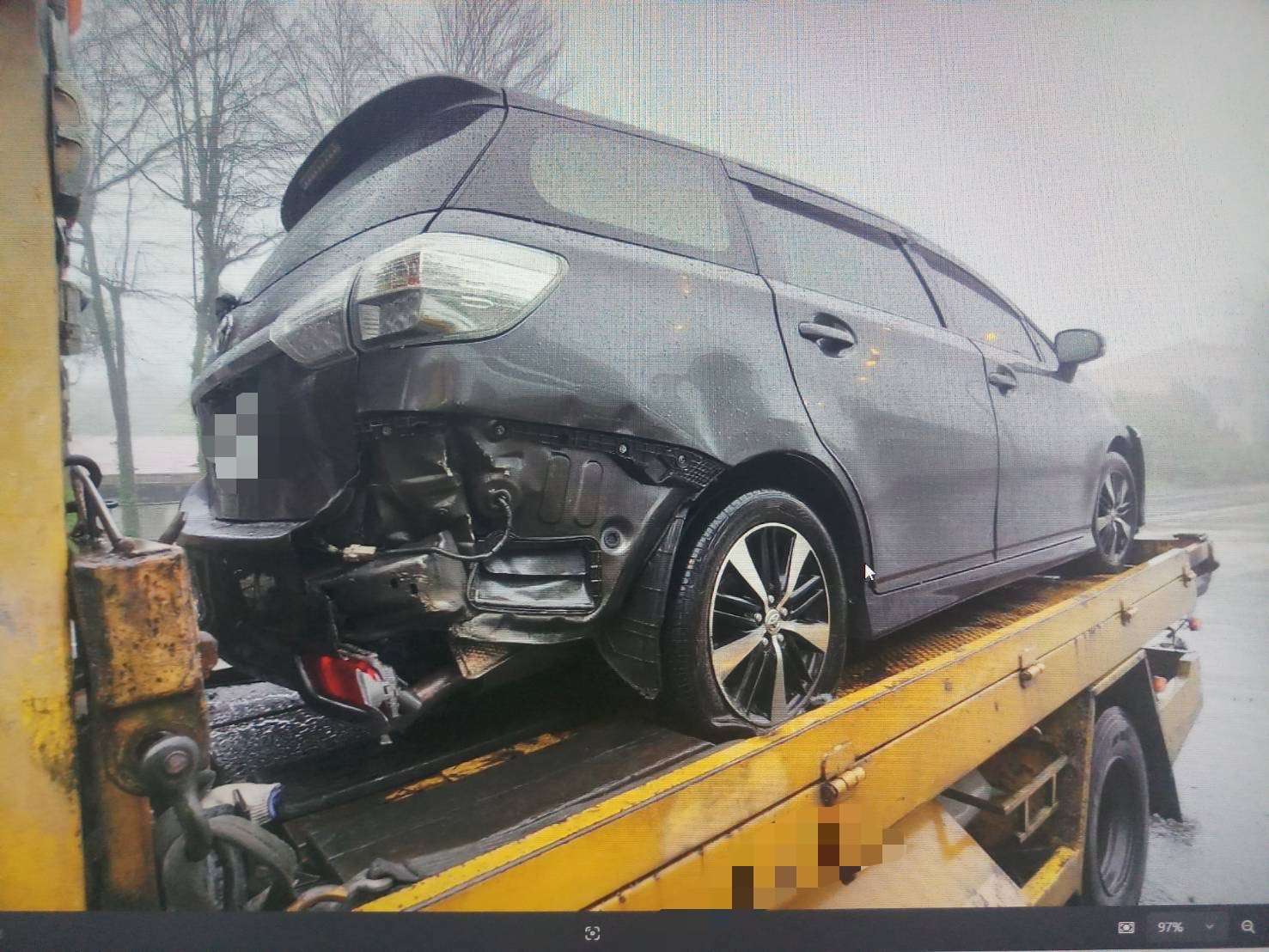 【有片】國2南桃園段2車變換車道互撞 網:雙人芭蕾? S 49496111
