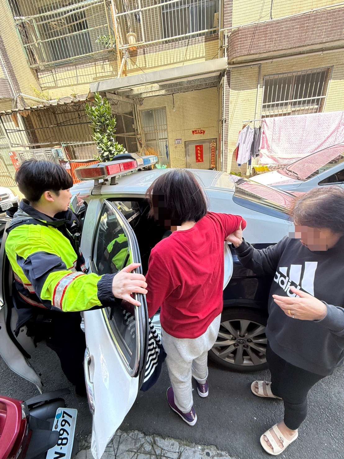 陌生婦突走進家中 屋主不知所措向楊梅警報案 S 74039345 0