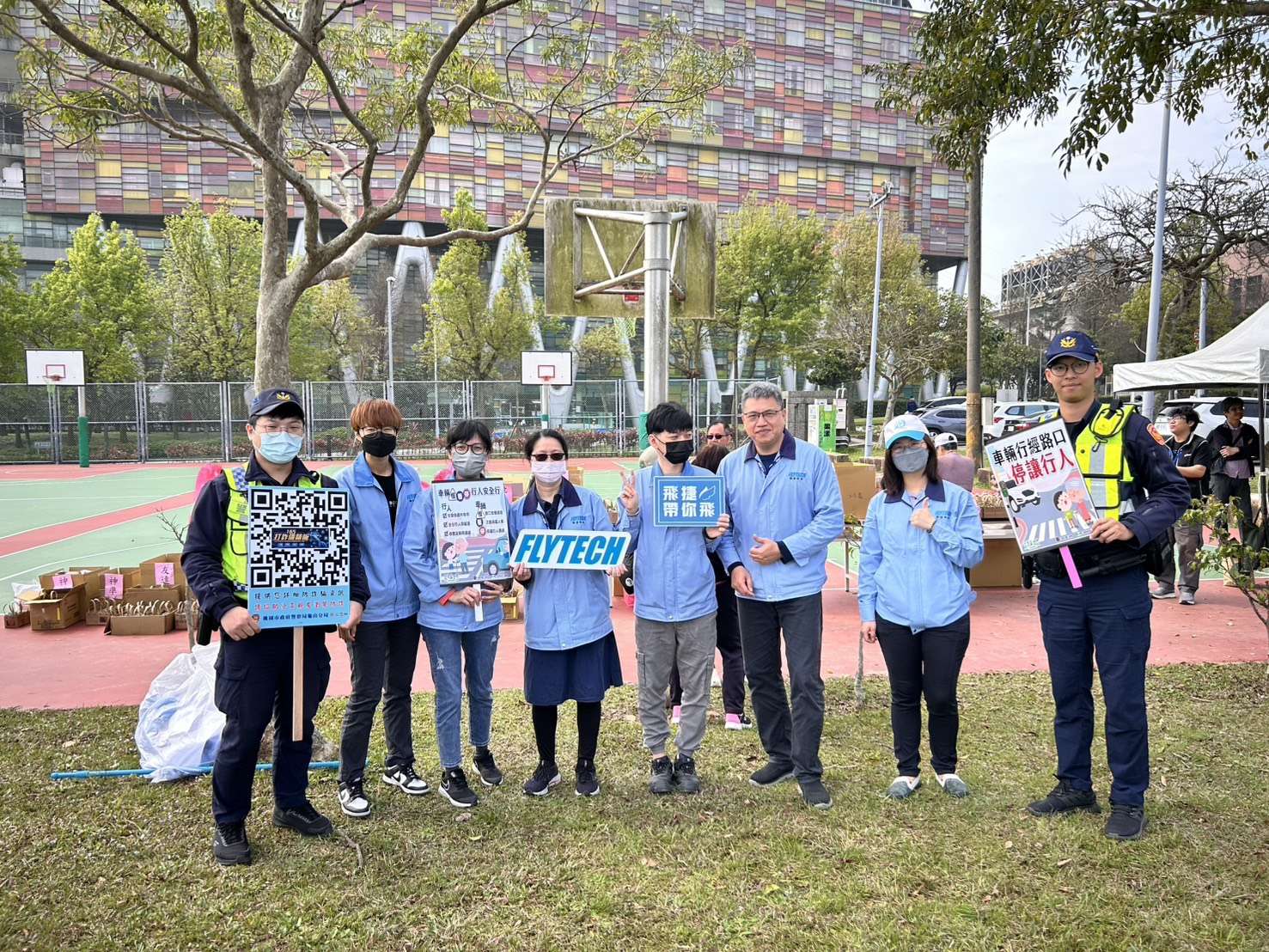 龜山警結合植樹節活動宣導 加強民眾交通安全觀念 S 9397047 0
