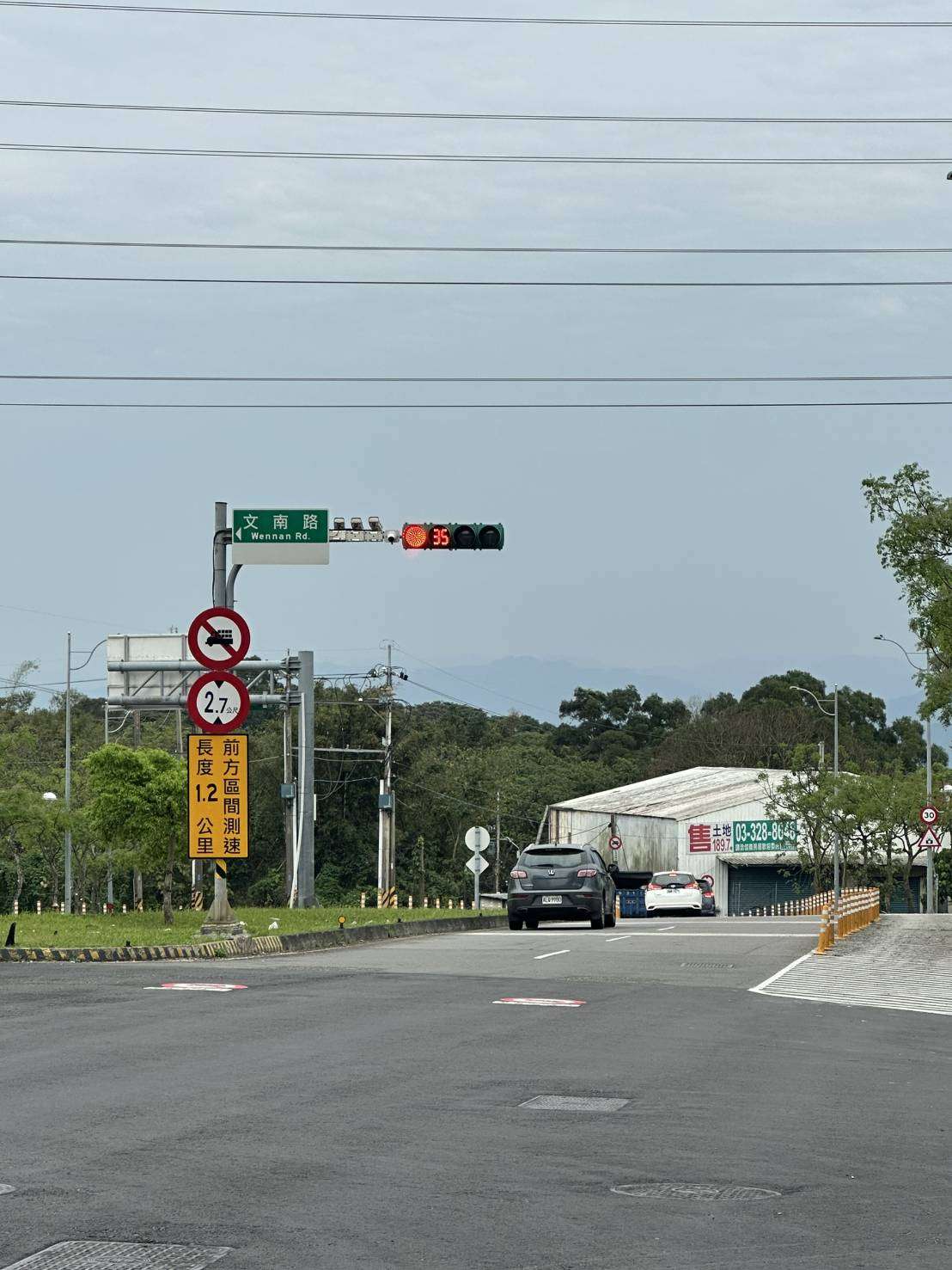 龜山「這路段」實施大貨車禁行 4/1起科技執法上路 S 9478549 0