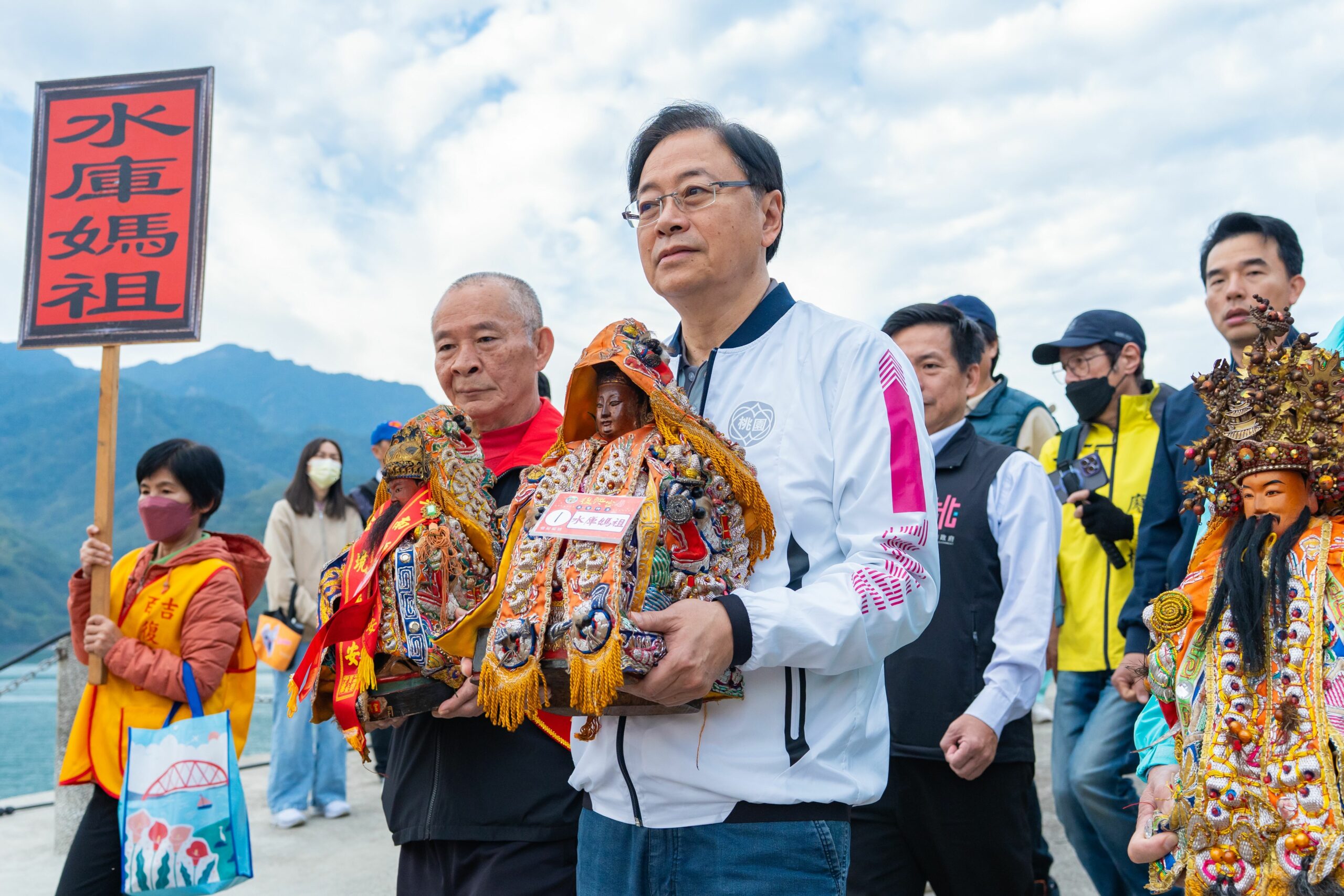 全台唯一!石門水庫媽祖水上繞境登場 持續發揚傳統文化 b4883c6f dc59 4d1e b17f 7ce8f071fd10 scaled