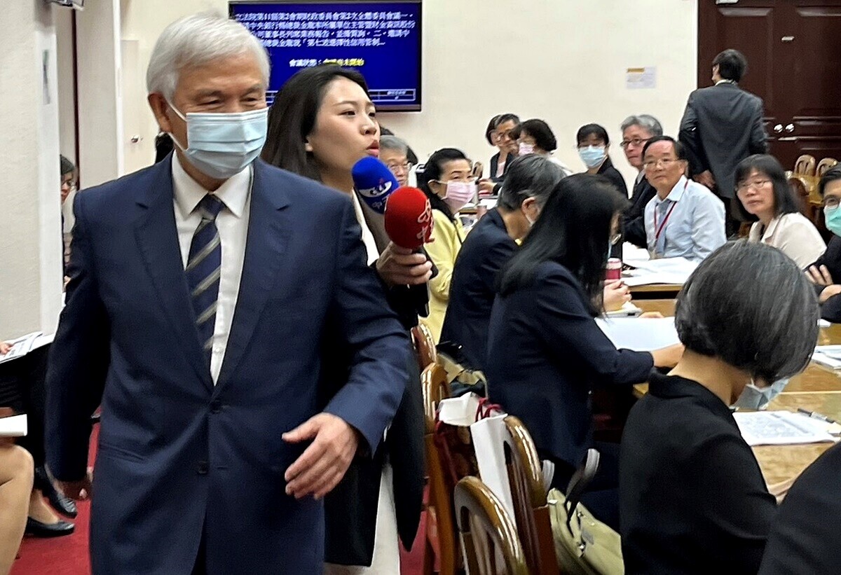 預告下週不再有第八波打炒房?房價何時跌?楊金龍、立委答詢內容揭露