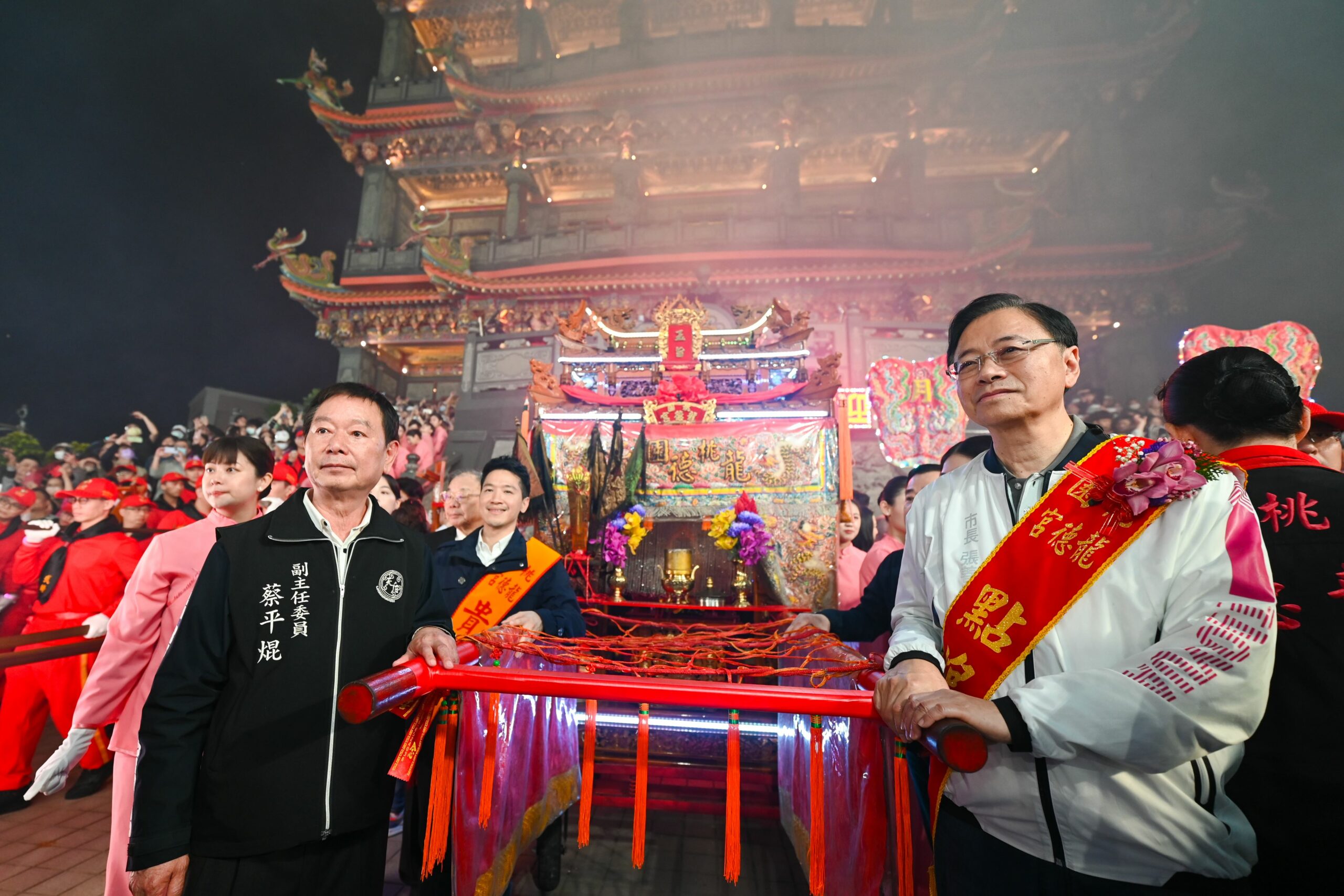 桃園龍德宮南巡遶境起馬 張善政點炮恭送四媽祖 b6df5f14 68d8 4f72 bb30 54c990548269 scaled