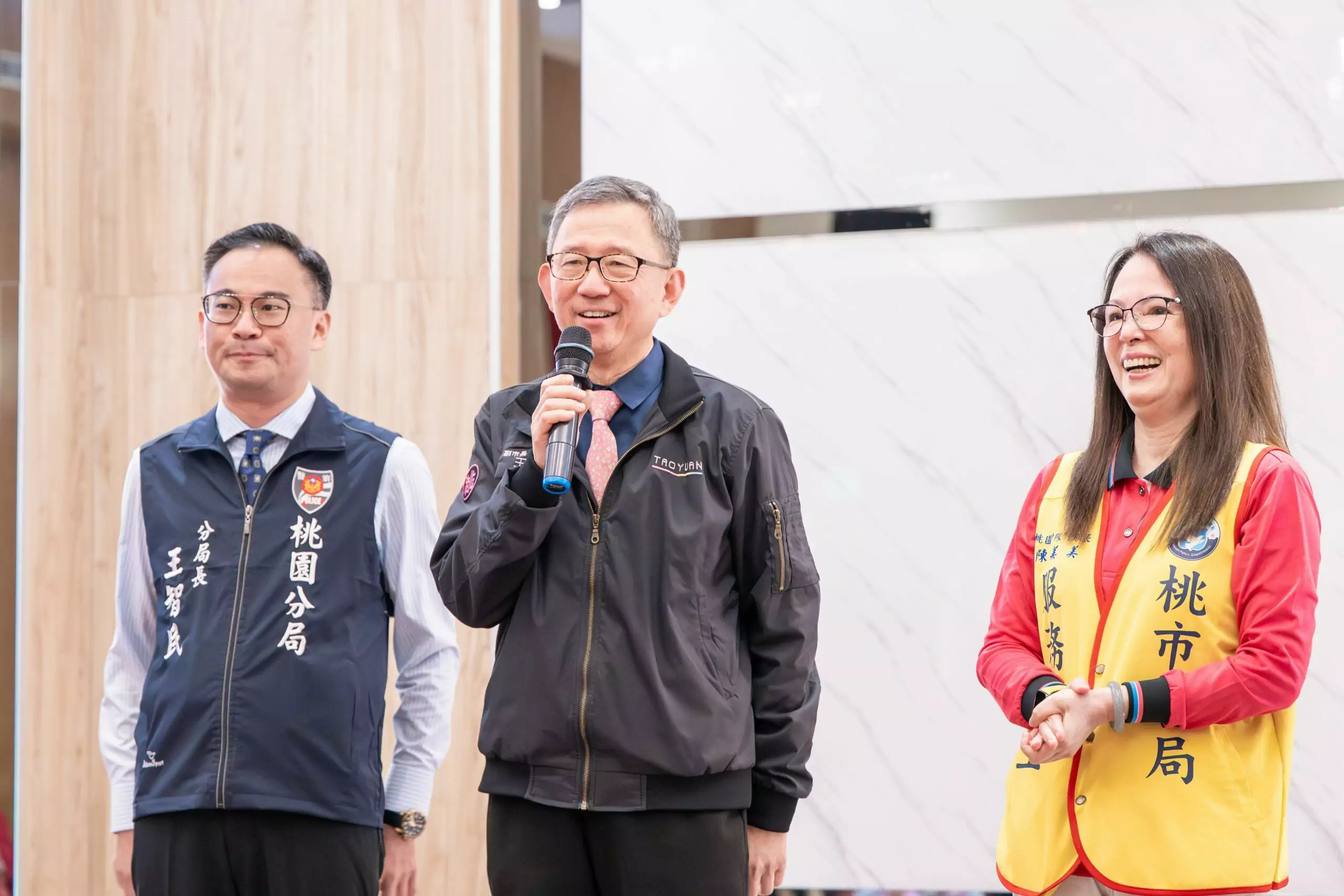 王明鉅肯定桃警志工付出 盼持續做堅實後盾守護治安 王明鉅肯定桃警志工付出 盼持續做堅實後盾守護治安