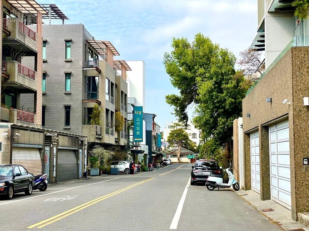 後悔換房型!他訴苦「看到樓梯就怕…」 網安慰:可省不少錢