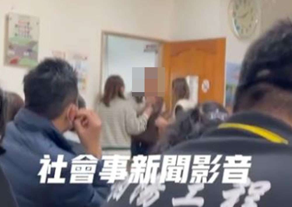 【有片】不爽道安講習「汽機車」一起上 阿伯與監理站人員爆衝突 fgdfde