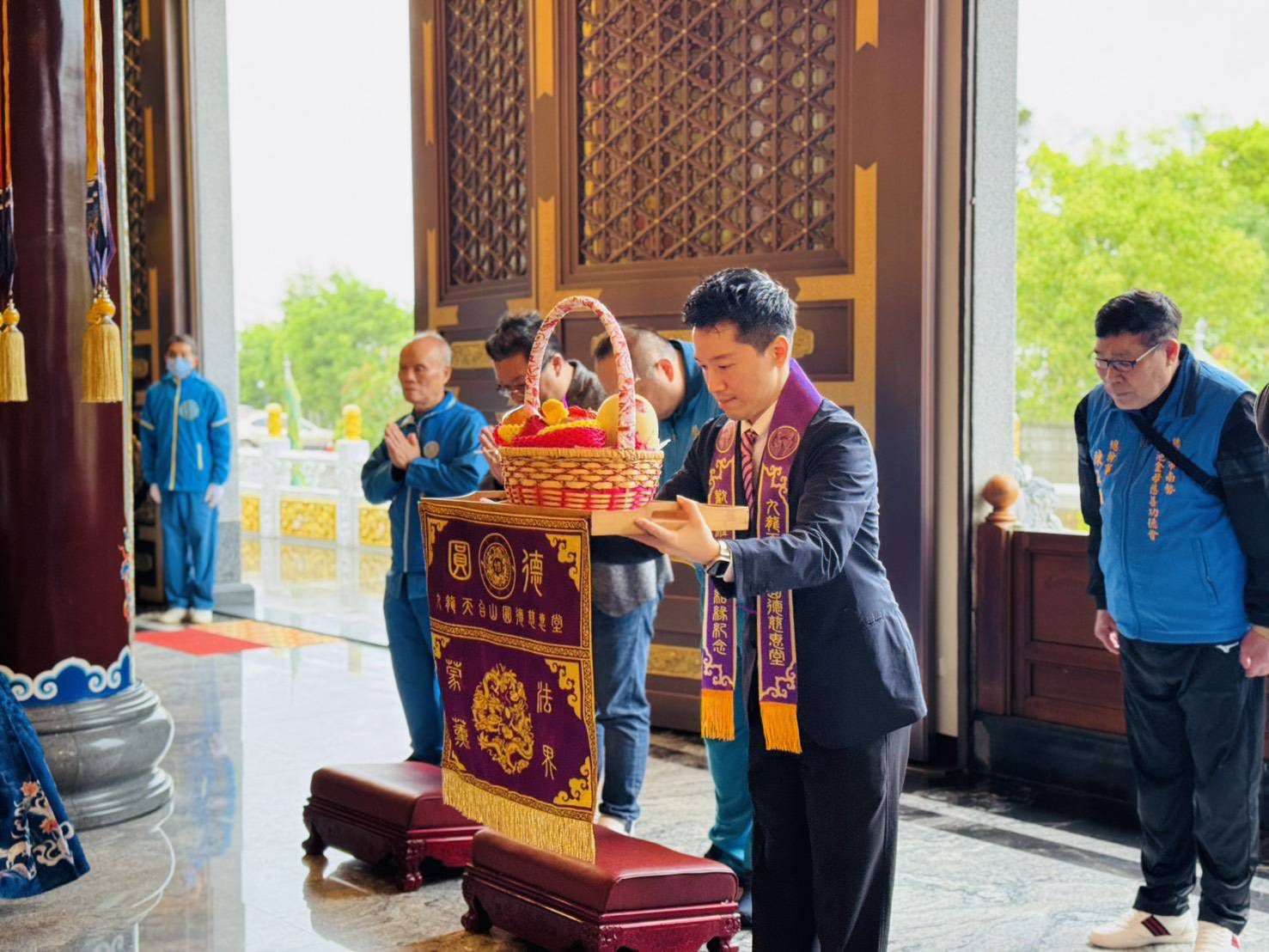 何志偉代表總統贈墨寶 圓德慈惠堂善行受讚譽 wp 17433346460151220590662373210960