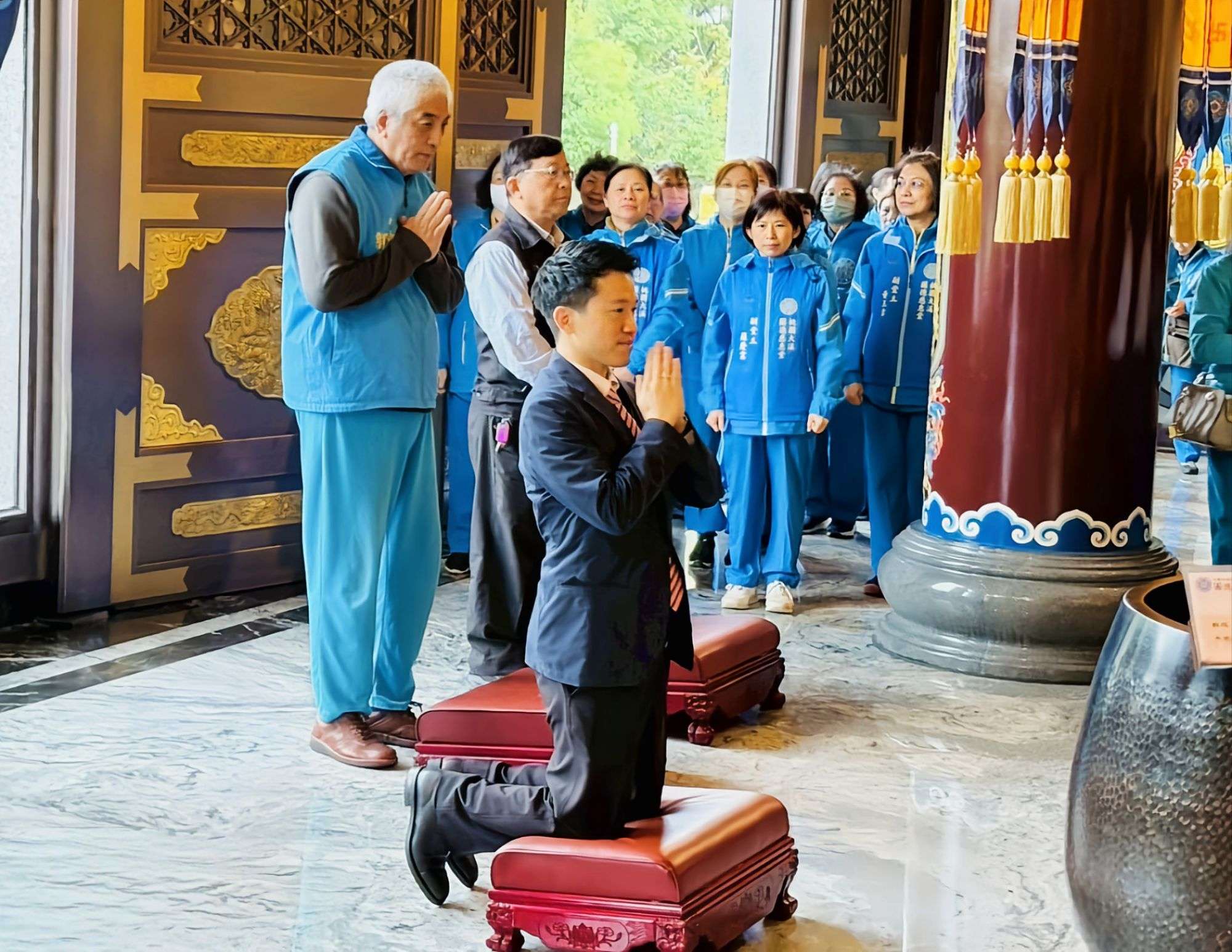 何志偉代表總統贈墨寶 圓德慈惠堂善行受讚譽 wp 1743334839586586916375709354260