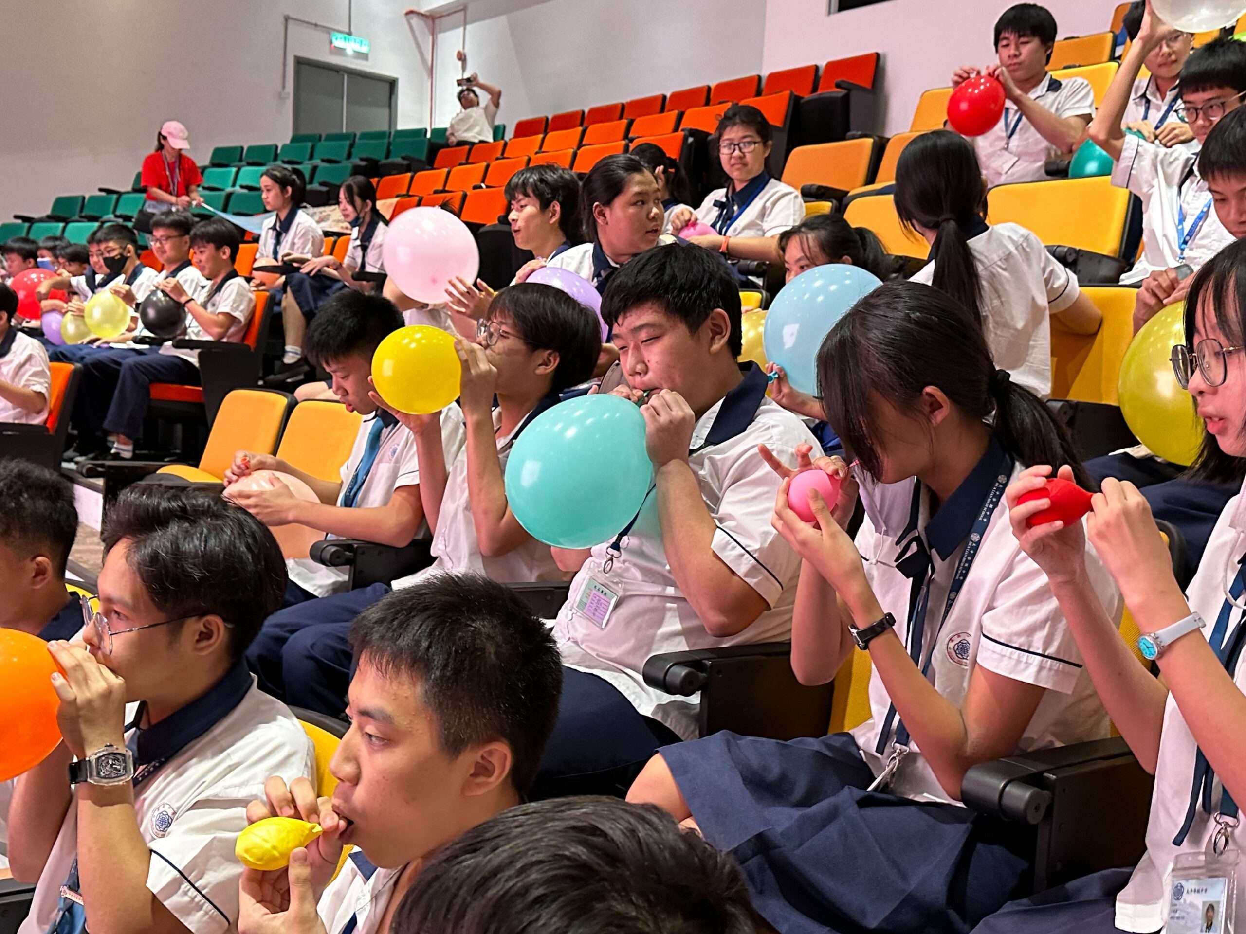 將熱忱轉化為行動!桃園青年局暑期國際志工補助計畫報名開跑 圖4國際志工辦理講座課程 0 0 scaled