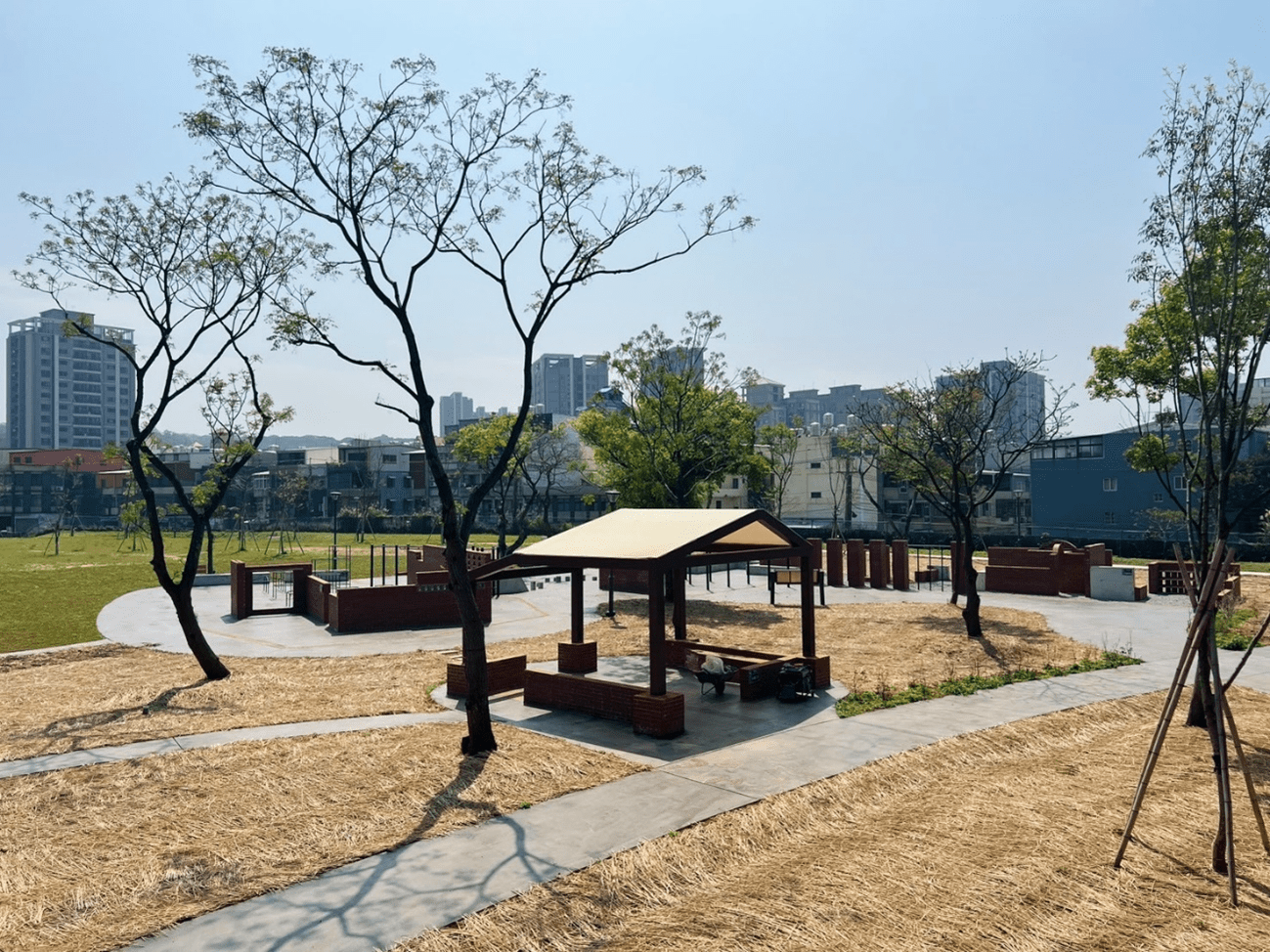 讓孩子與大自然為友 楊梅四維兒童公園全新遊戲場亮相 圖9.涼亭休憩區
