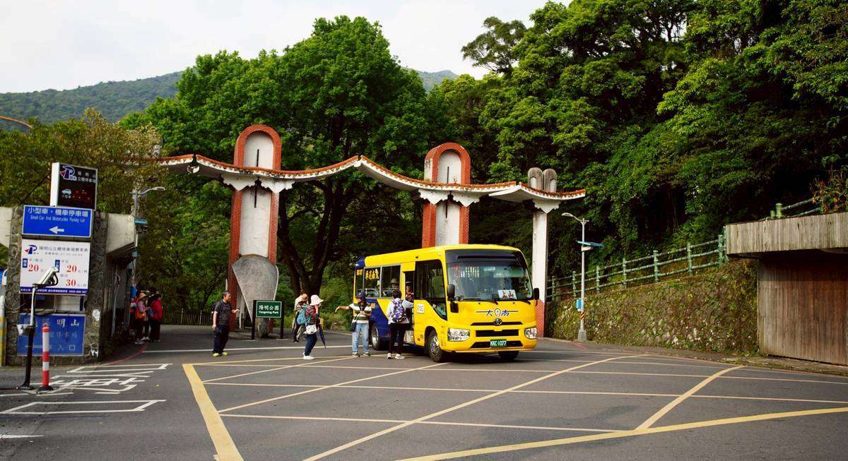 開車賞花免煩惱!陽明山停車全攻略 海芋季轉乘輕鬆又省錢 1064797 0