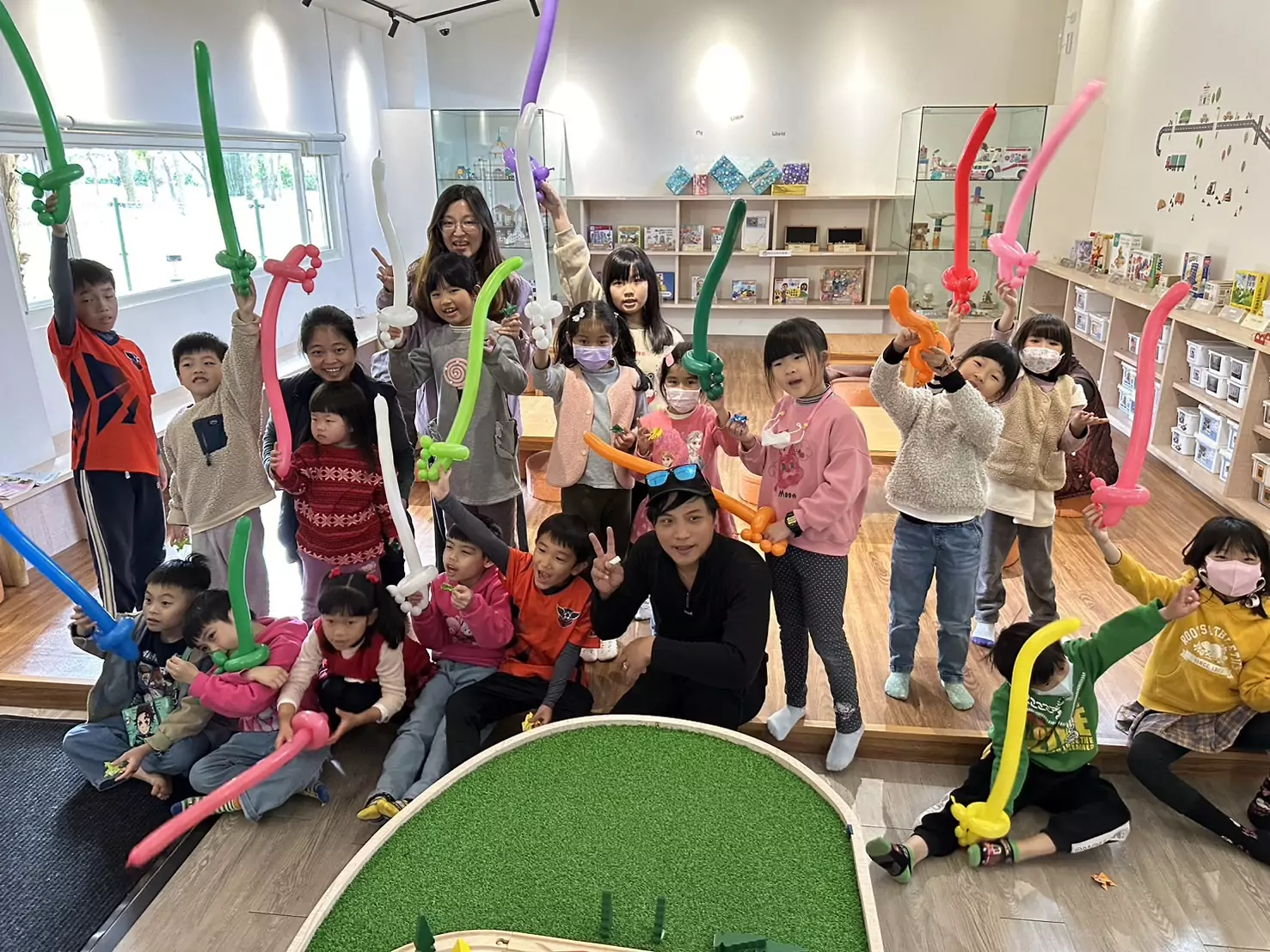 兒童玩具圖書館連假任你玩!四周年館慶活動熱鬧開跑 兒童玩具圖書館連假任你玩!四周年館慶活動熱鬧開跑