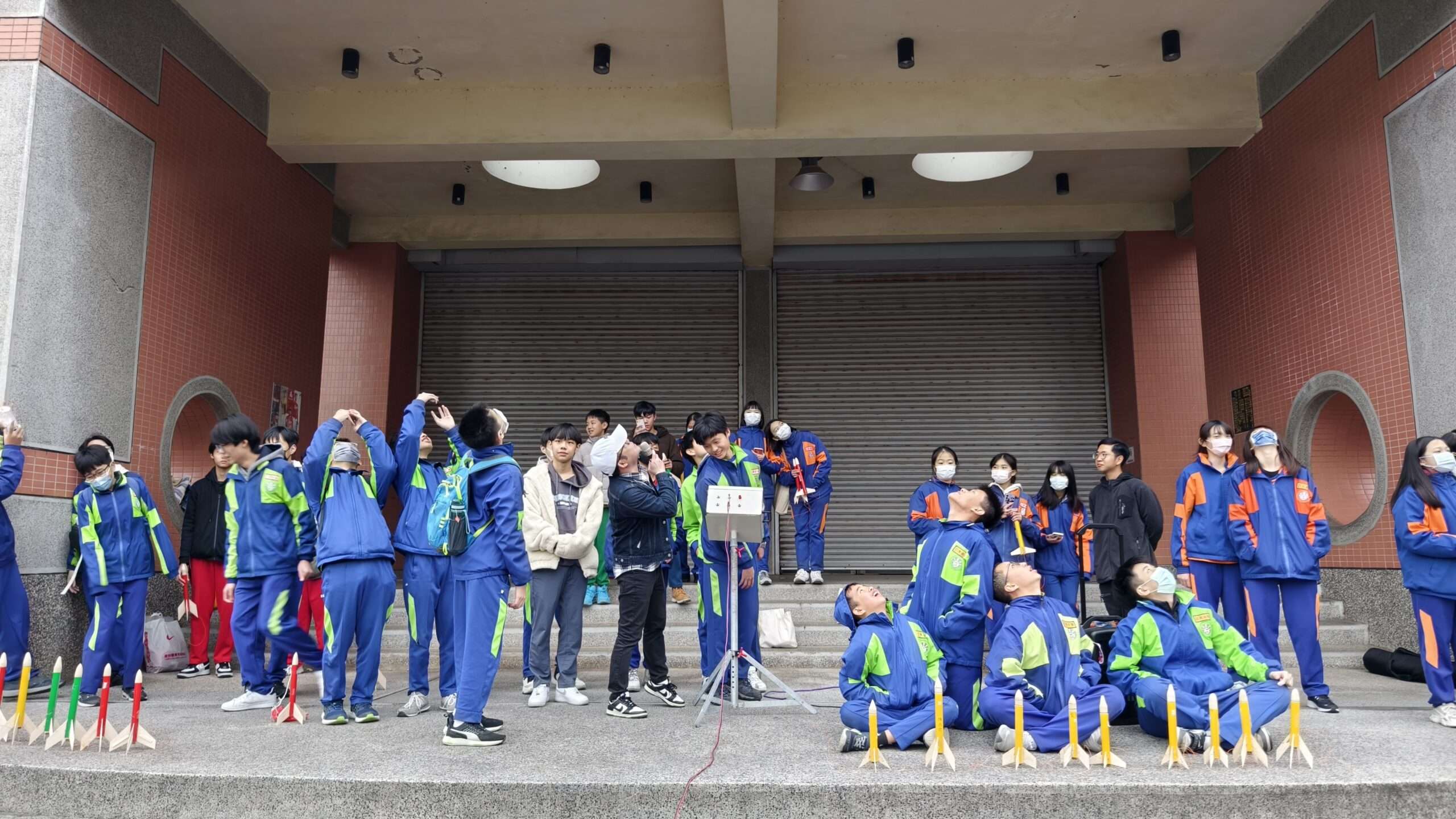 桃市光明國中舉辦航太體驗營 學子DIY火箭直呼滿滿成就感 138102 0 scaled