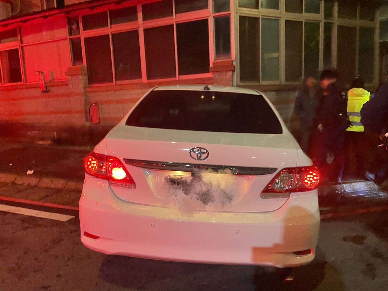 未成年駕駛違規拒檢狂飆 警鳴4槍追捕逮3人 2114282 0