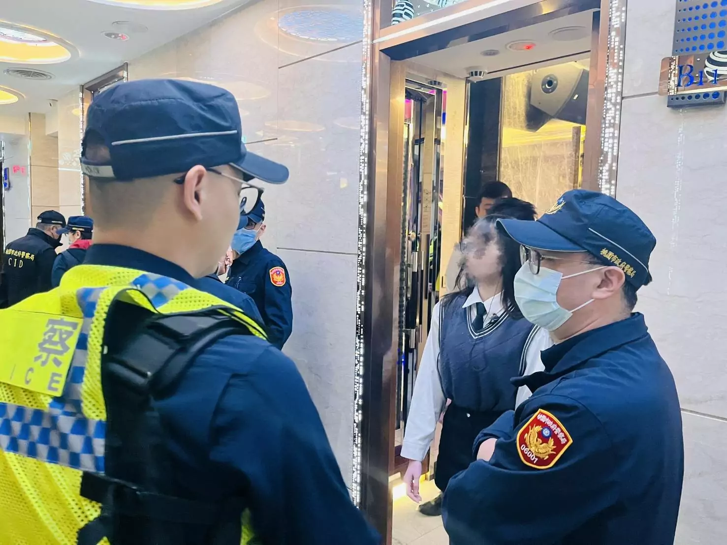 桃警清明連假雷霆除暴擴大臨檢 2失聯移工拒檢遭壓制 桃警清明連假雷霆除暴擴大臨檢 2失聯移工拒檢遭壓制