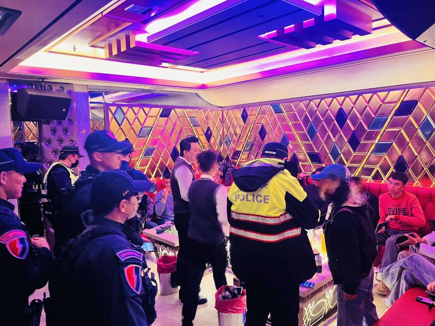 桃警清明連假雷霆除暴擴大臨檢 2失聯移工拒檢遭壓制