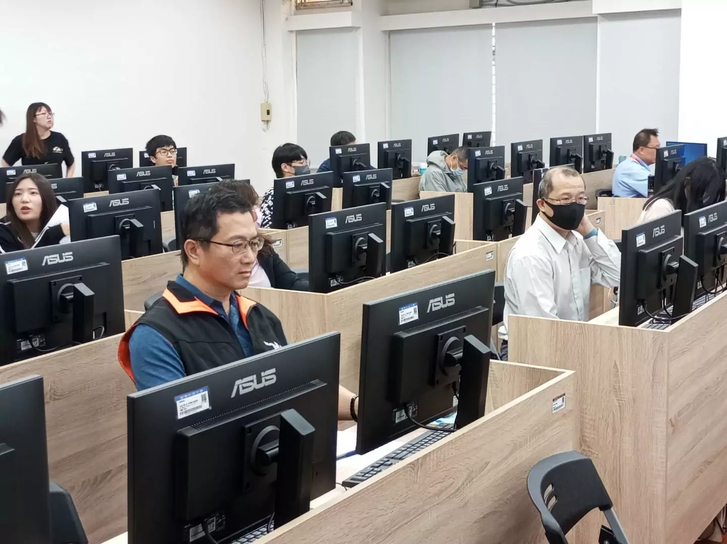 龍華科大搶先佈局AI教育 攜手微軟強化教職員能力 龍華科大搶先佈局AI教育 攜手微軟強化教職員能力