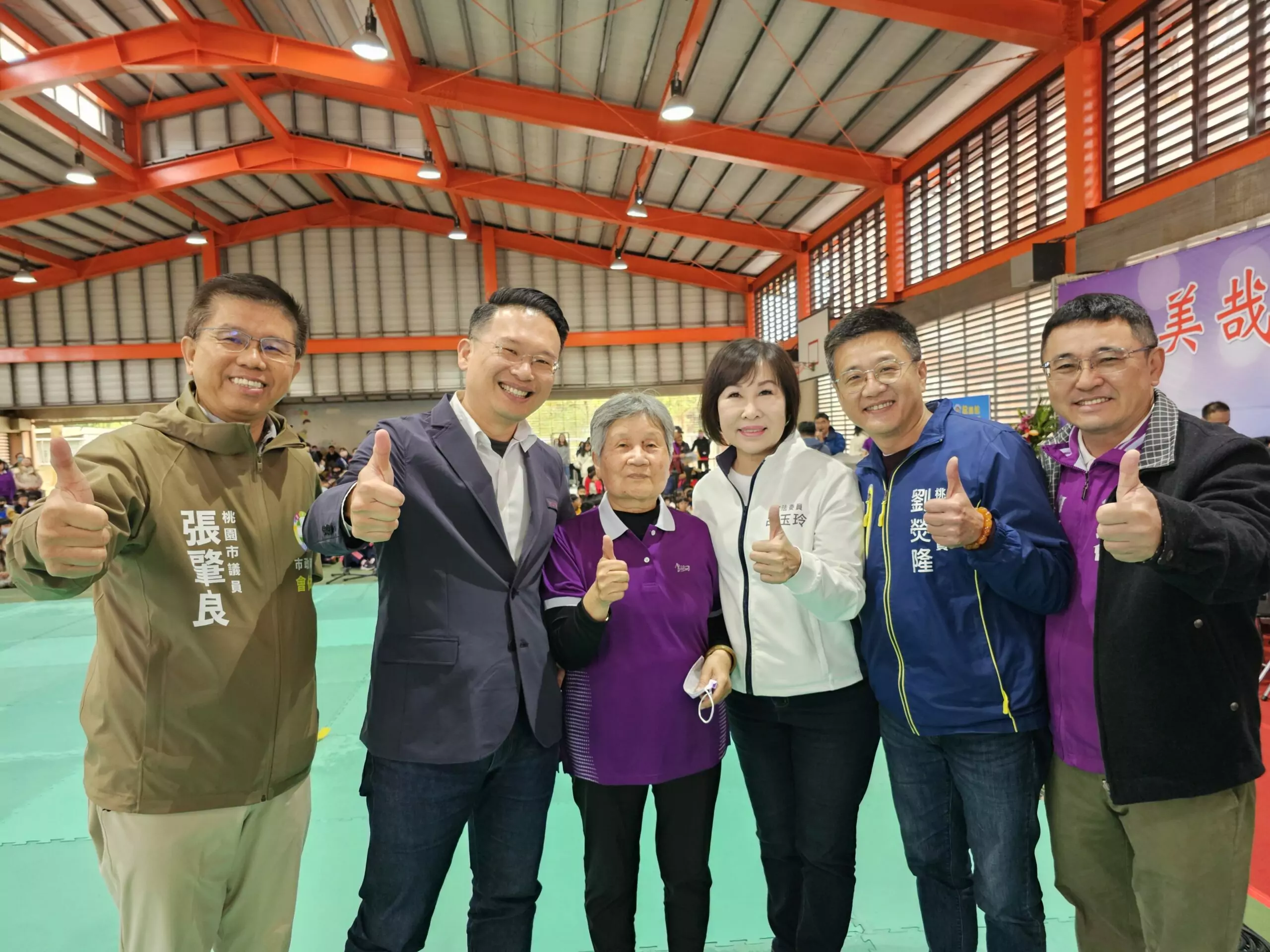 雙龍國小最溫柔的守護者!桃園副市長蘇俊賓手繪圖卡向她致敬 雙龍國小最溫柔的守護者!桃園副市長蘇俊賓手繪圖卡向她致敬