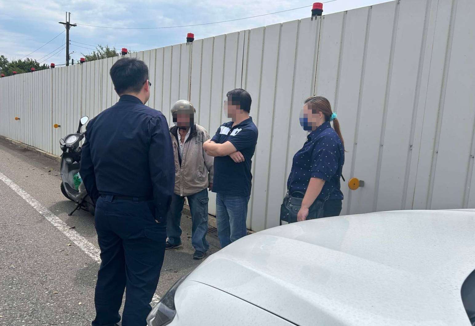 7旬翁全身無力趴在機車上 大園警揭原因 343167 0