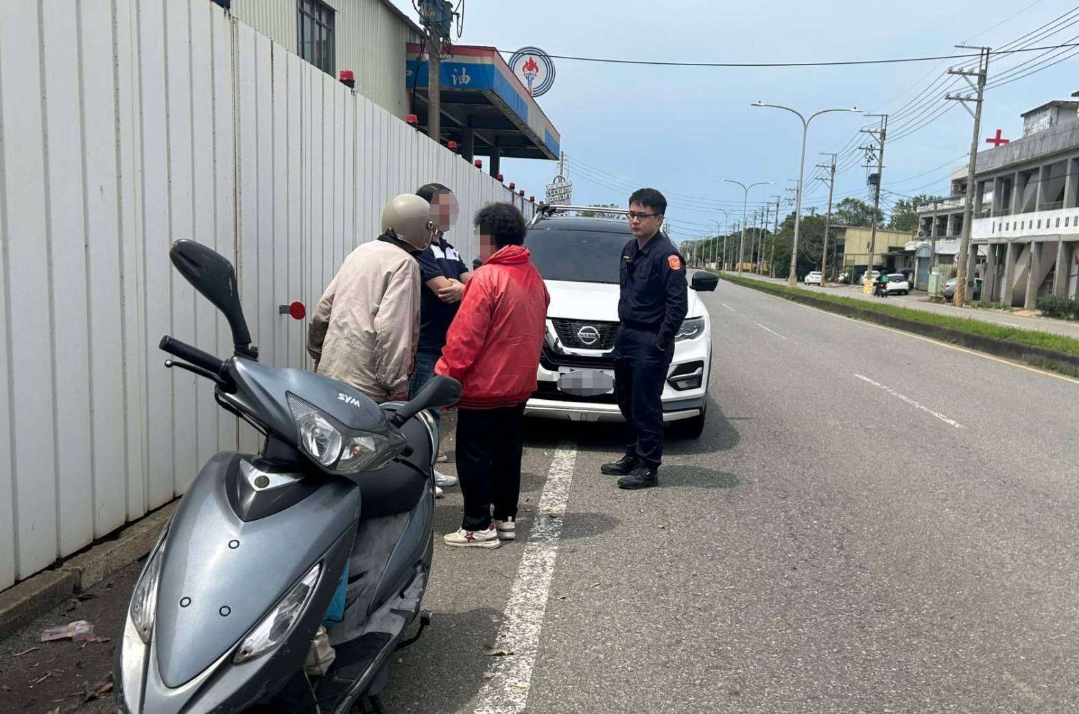 7旬翁全身無力趴在機車上 大園警揭原因 343168 0