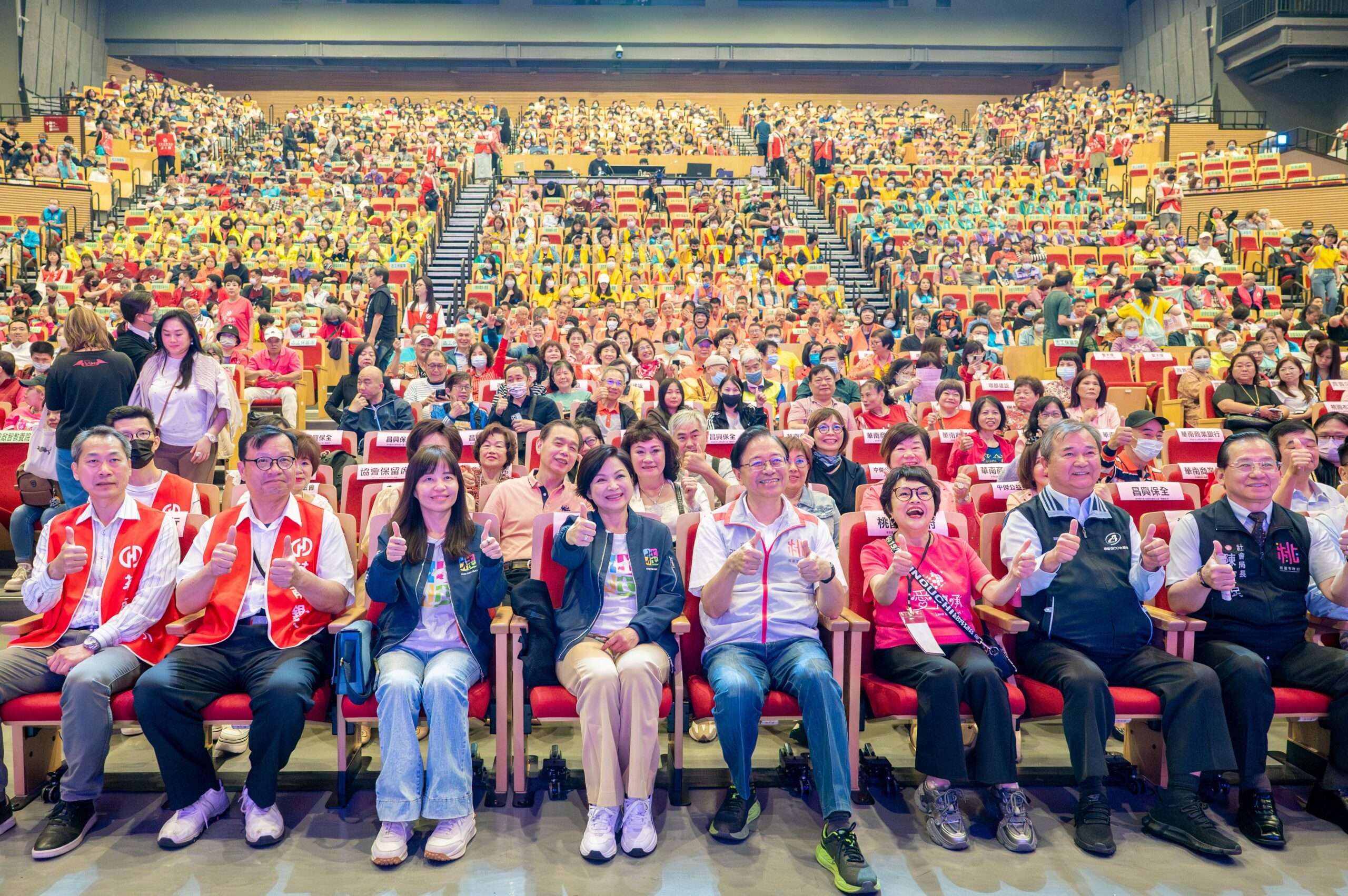 愛傳承關懷演唱會桃園登場 張善政感謝藝人企業共築善意橋樑 6d2a5fea 8ff5 4055 bfd9 cc6640a78a84 scaled