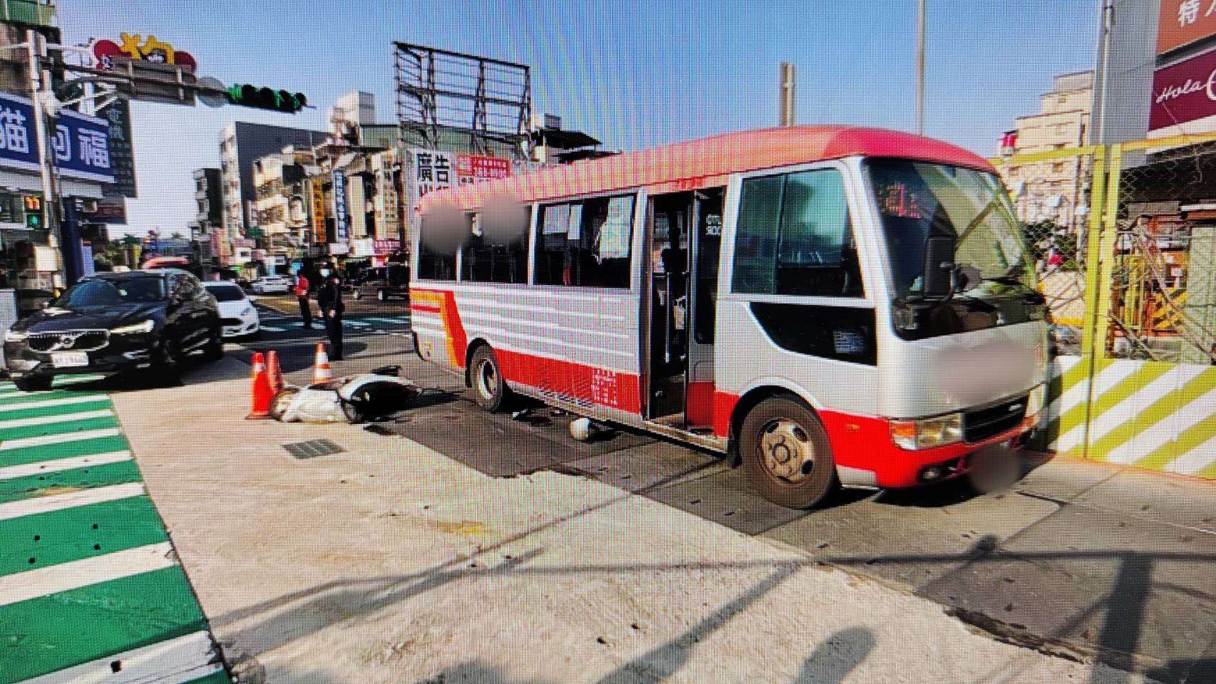 775121 0