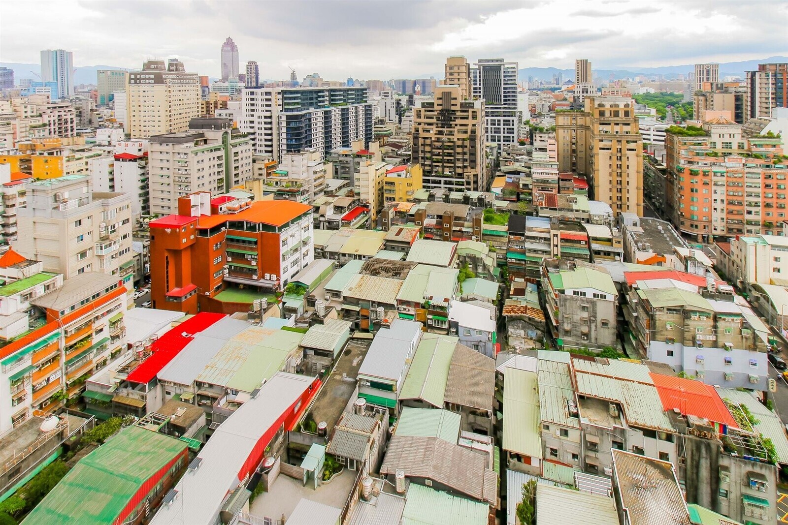 只能越買越老……北市主力屋齡逾30年 10年內猛增9成