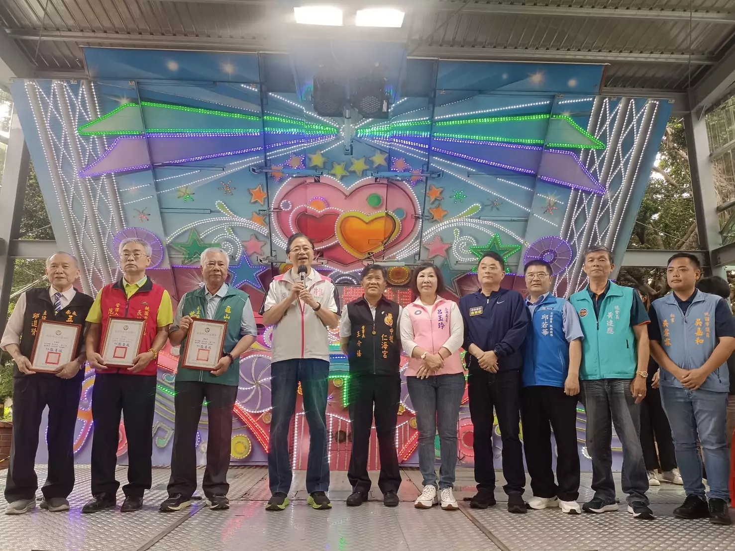 食享冰箱成愛心橋樑 桃園宮廟攜手捐祭拜供品溫暖弱勢 食享冰箱成愛心橋樑 桃園宮廟攜手捐祭拜供品溫暖弱勢