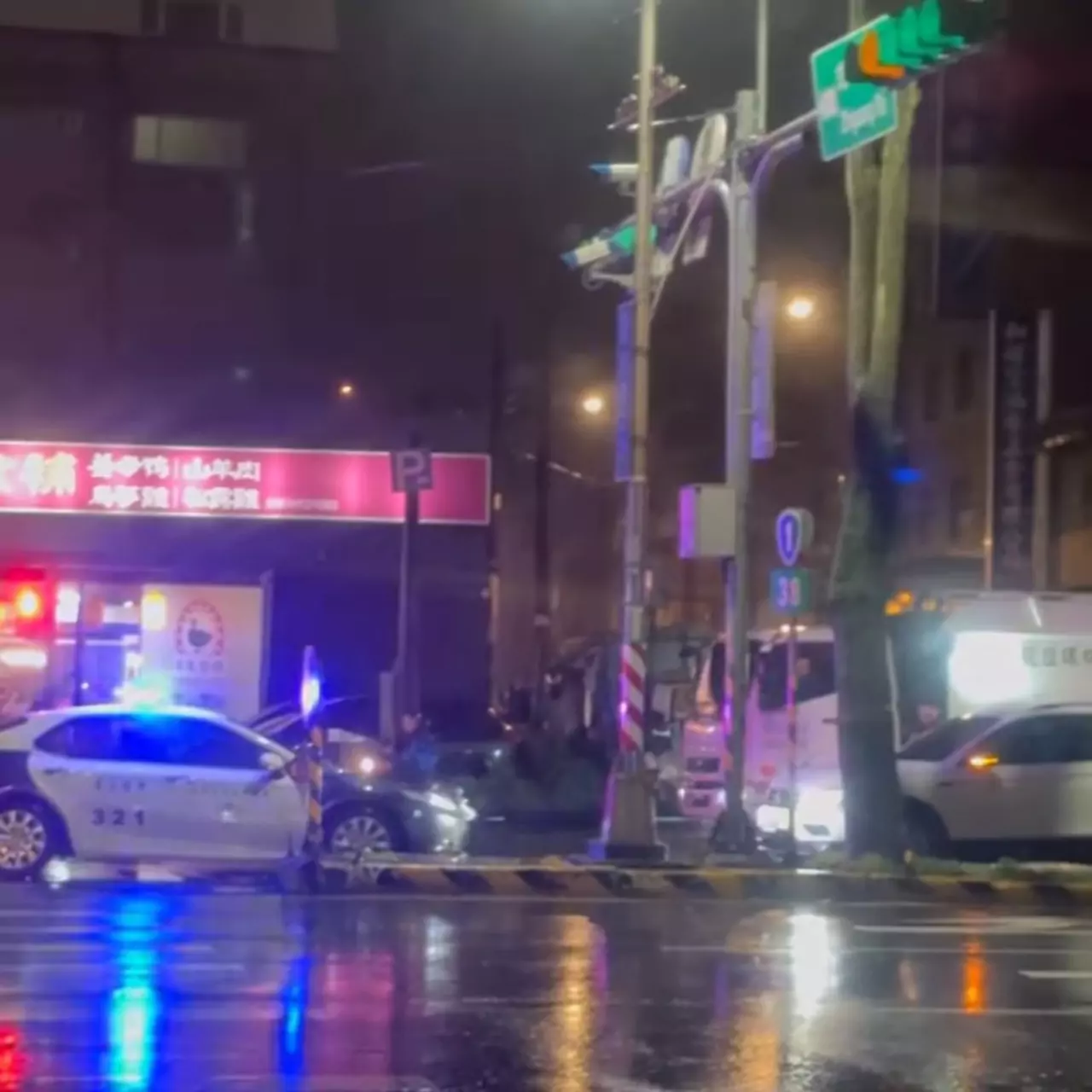 驚險追逐!中壢警開12槍攔截拒檢逃逸嫌犯 1車遭波及 驚險追逐!中壢警開12槍攔截拒檢逃逸嫌犯 1車遭波及